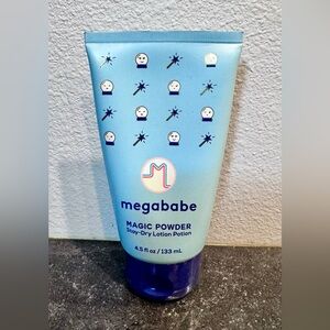 NWT Megababe Magic Powder Stay-Dry Lotion Potion
